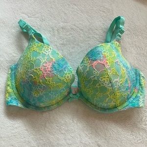 Victoria’s Secret Push-up Bra